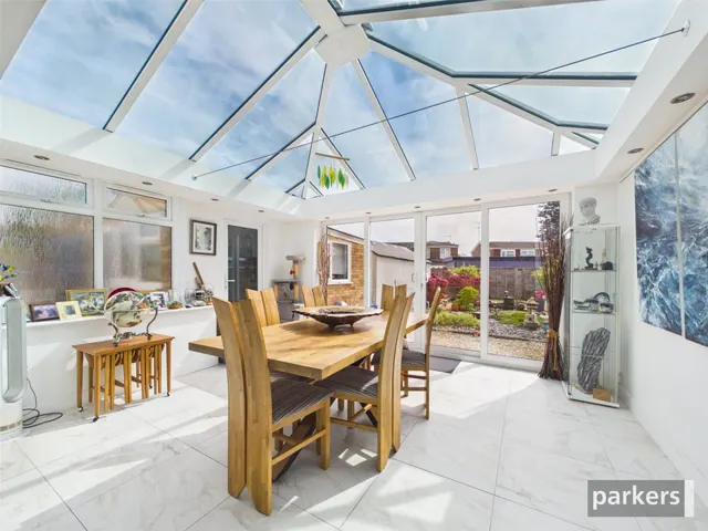 Colemans Moor Road, Woodley, RG5, photo 3