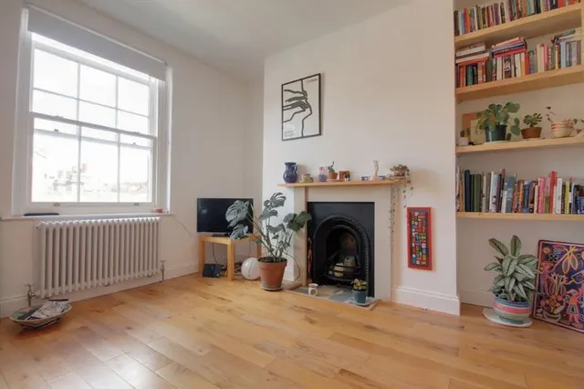 Photo 3 — Welwyn Street Bethnal Green, London E2 0JN