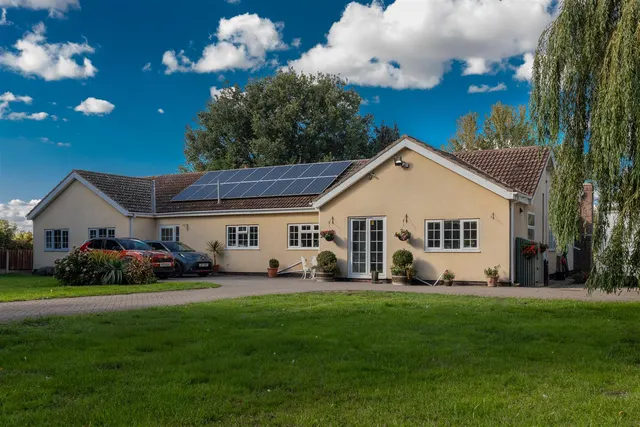 Stainforth Moor Road, Hatfield Woodhouse, photo 1