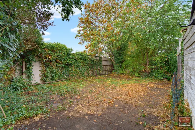Warren Road, Ashford, photo 3