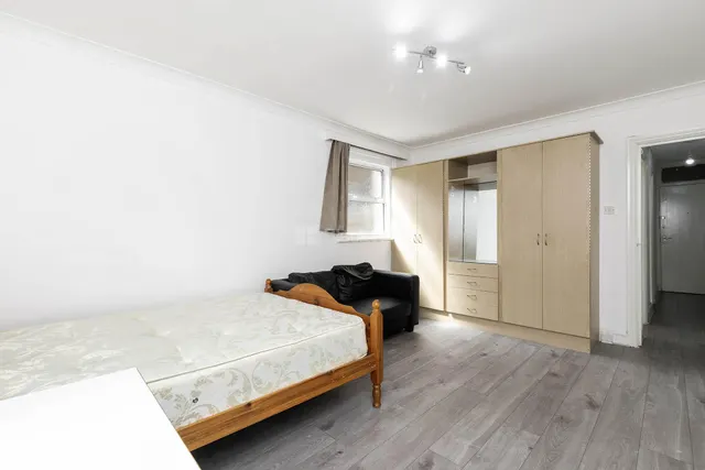 Dean Road, Willesden Green, NW2, photo 2