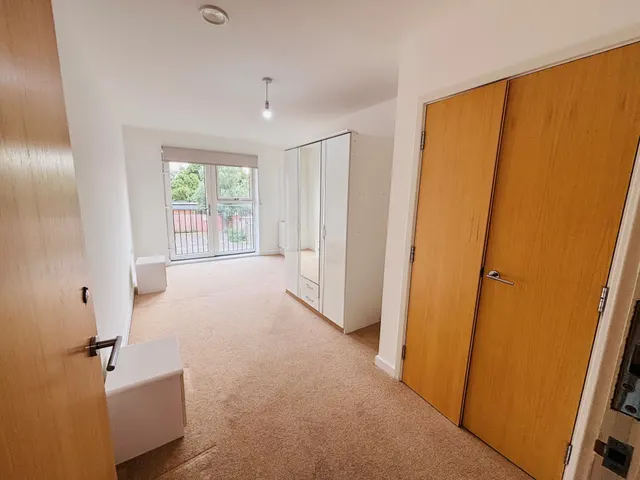 Telford Road, London, N11, photo 3