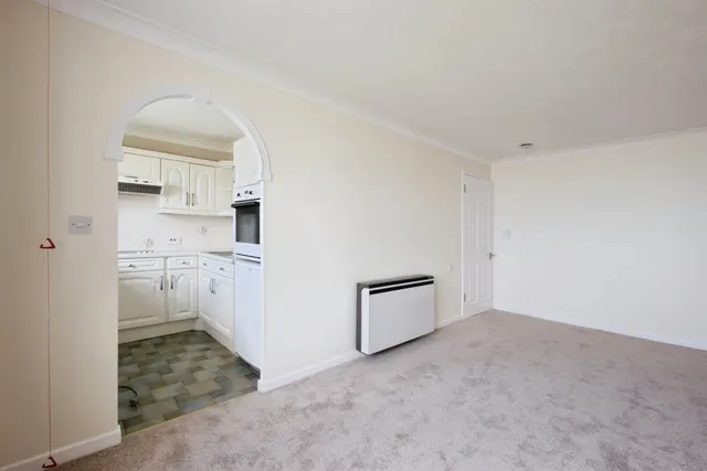 Marine Parade, Seaford, BN25, photo 3