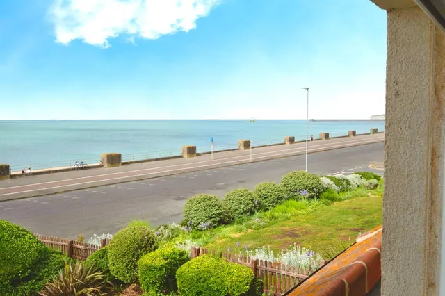 Marine Parade, Seaford, BN25, photo 1
