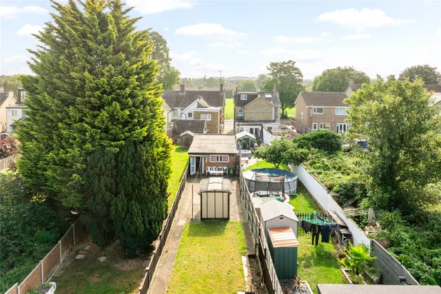 Hitchin Road, Stotfold, SG5, photo 1