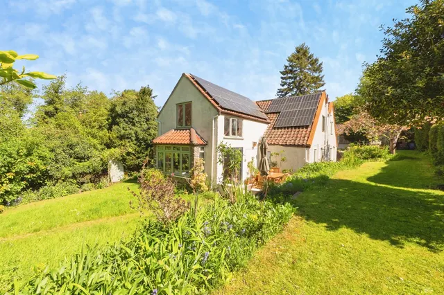 Keynsham Road, Willsbridge, Bristol, photo 1