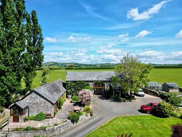 Llanfrynach, Brecon, photo 2