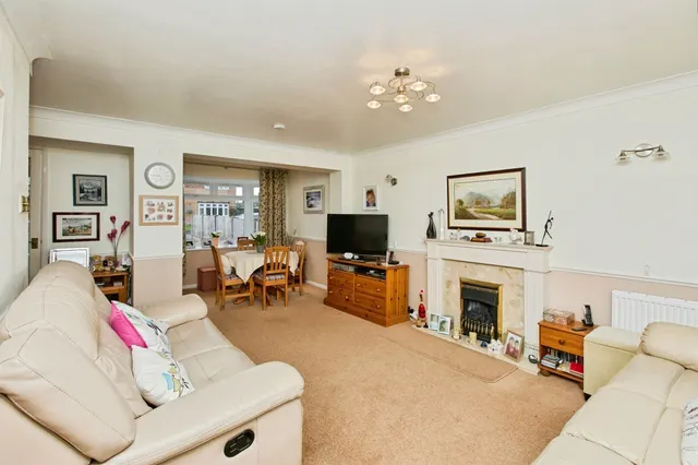 Denver Road, Mickleover, DE3, photo 2