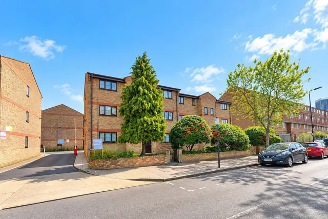 Chobham Road, London, E15, photo 1