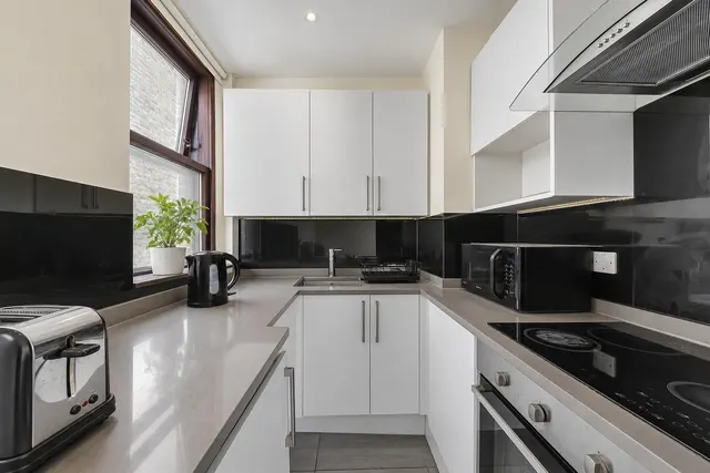 Garnett Road, Belsize Park, NW3, photo 2