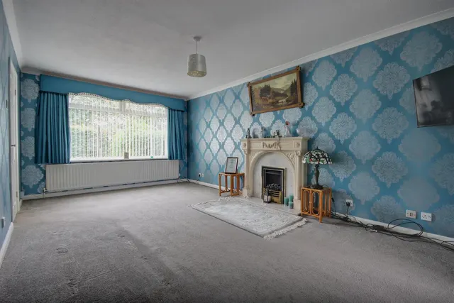 Photo 2 — Miles Lane, Leconfield, Beverley