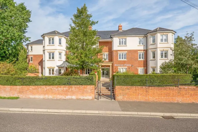 Horsley Place, Cranbrook, TN17, photo 1