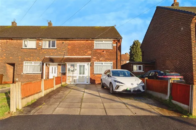 Blue Bell Close, Hyde, Greater Manchester, SK14, photo 1