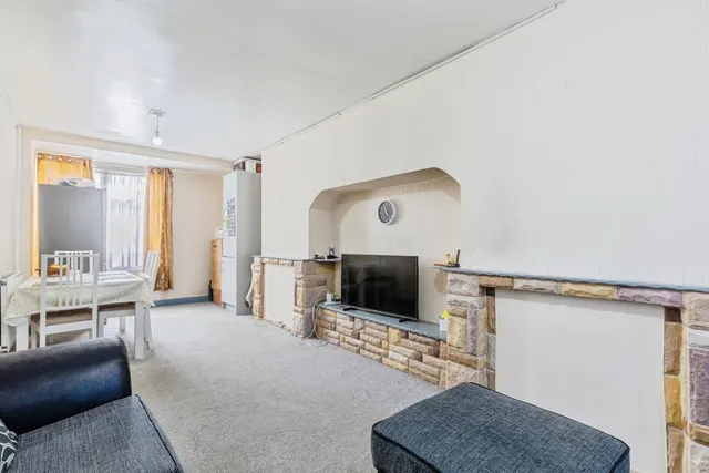 Photo 3 — Middlemarch Road, Radford, Coventry, CV6