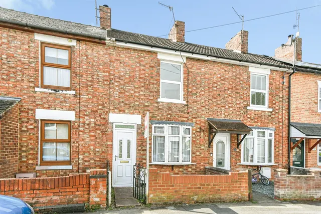 High Street, Haydon Wick, Swindon, photo 1