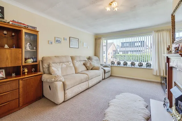 Louise Gardens, Westhoughton, BL5, photo 2