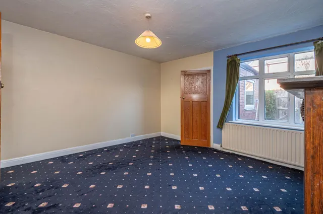 Chandos Place, Roundhay, LS8, photo 3