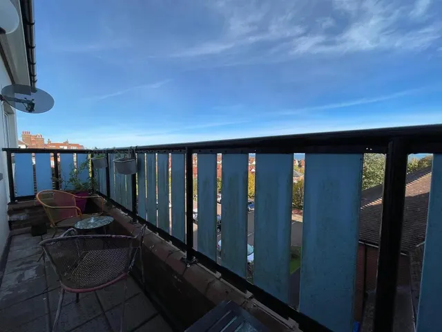 Filey Road, Scarborough, YO11, photo 3