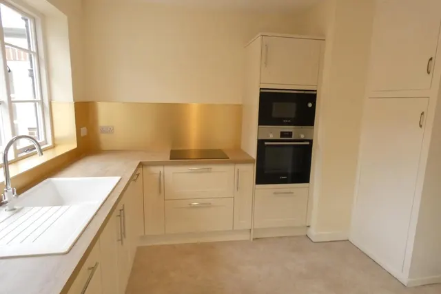 West Grimstead, Salisbury, SP5, photo 2