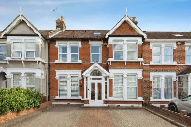 Aberdour Road, Ilford, IG3, photo 1