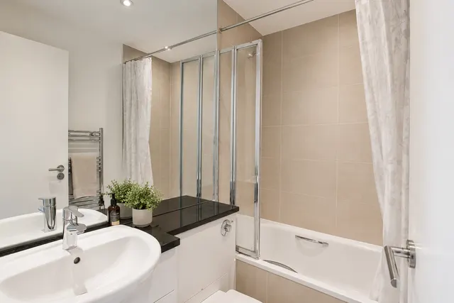 Sloane Avenue, SW3, photo 3