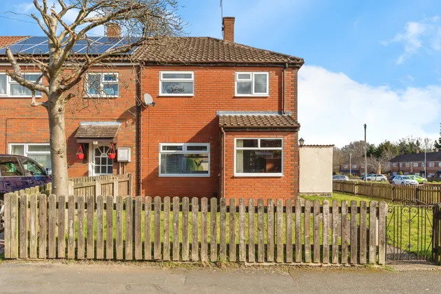 Parklands, Little Sutton, CH66, photo 1