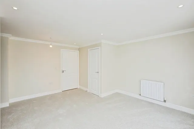 Earls Drive, Stenson Fields, DE24, photo 3