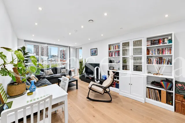 Escapade Place, Wayfare House North, E14, photo 1
