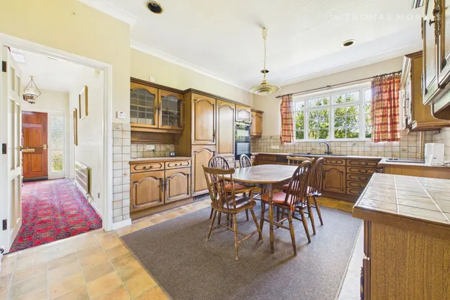 Glatton Road, Sawtry, PE28, photo 3