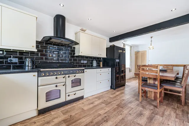 Tilberthwaite Avenue, Coniston, LA21, photo 3
