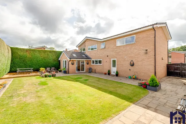 Firbank, Euxton, Chorley, PR7 6HP, photo 1