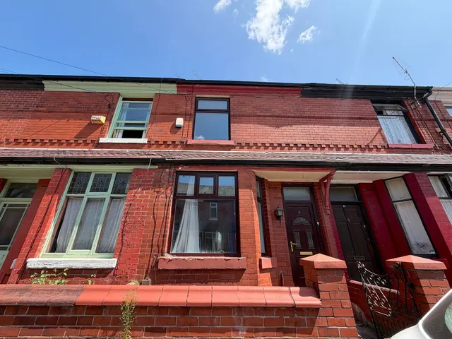 Rushmere Avenue, Levenshulme, photo 1