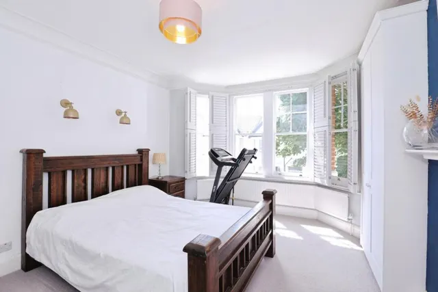 Summerlands Avenue, London, W3, photo 3