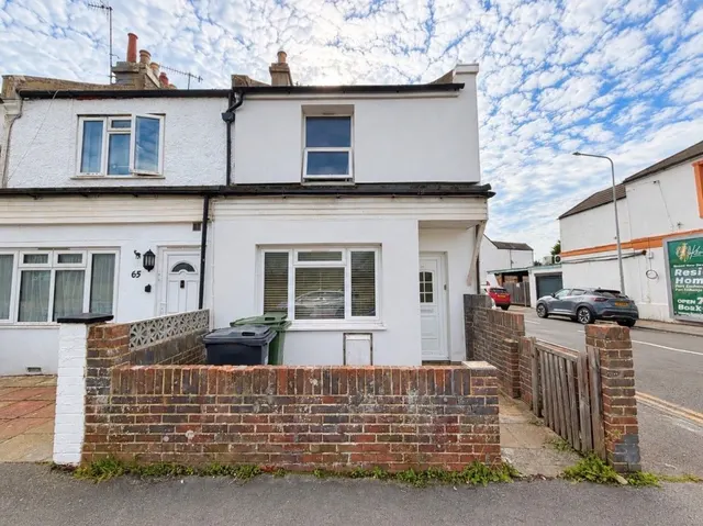 Little Common Road, Bexhill on Sea, photo 1