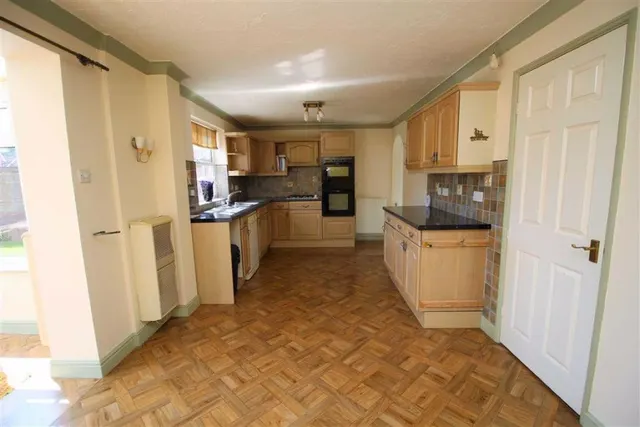 Photo 3 — Rowangate, Fulwood, Preston, PR2 9AG
