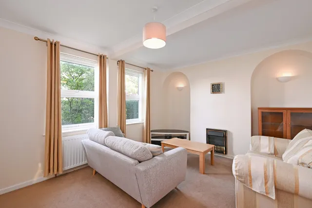 Alcuin Avenue, York, YO10, photo 2