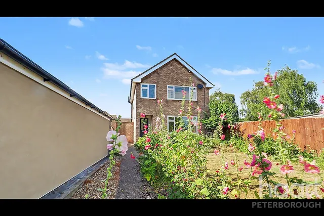 Park Street, Kings Cliffe, PE8, photo 3