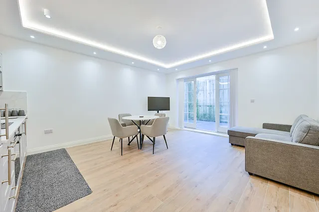 Flat 7, 169a Uxbridge Road, Hanwell, photo 1