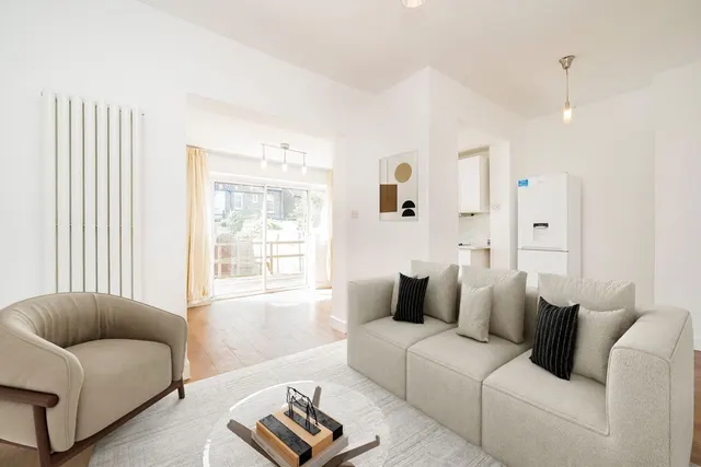 Drayton Grove, W13, photo 2
