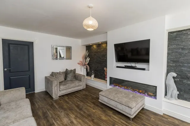 Grayling Avenue, Ellesmere Port, CH66, photo 3