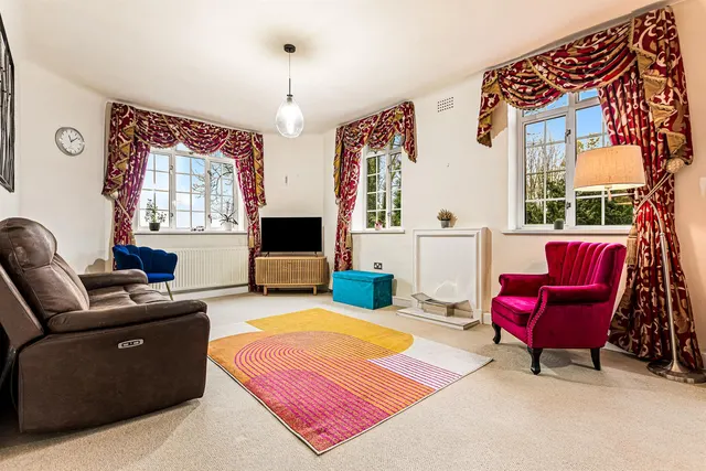 Stoneygate Court, Leicester, LE2, photo 2