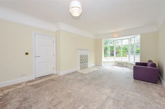 Conway Road, Colwyn Bay, LL29, photo 3