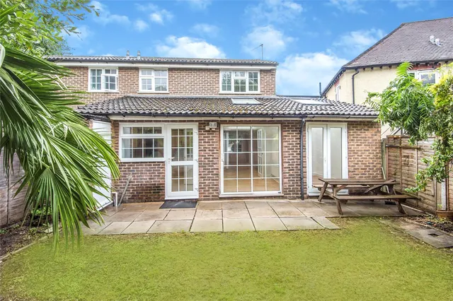 Waldegrave Road, Strawberry Hill, TW1, photo 1