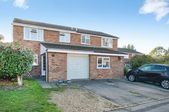 Otters Brook, Buckingham, MK18, photo 1