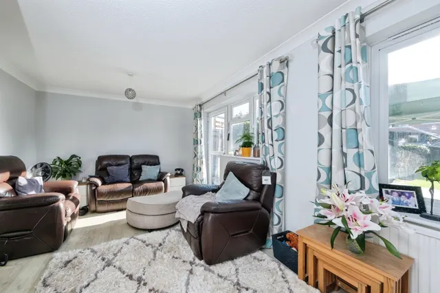 Otters Brook, Buckingham, MK18, photo 2