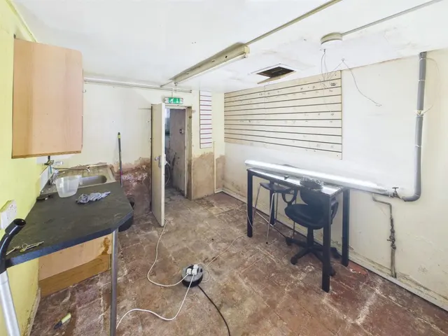 Photo 3 — 154, Church Road, Redfield, Bristol, BS5 9HN