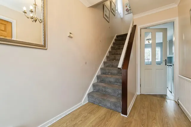 Mayfield Crescent, Eaglescliffe, TS16, photo 3