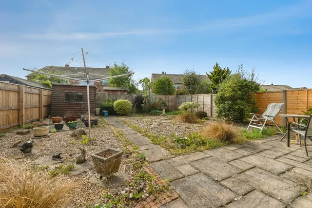 Mayfield Crescent, Eaglescliffe, TS16, photo 2