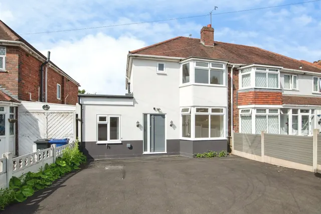 Sledmore Road, Dudley, photo 1
