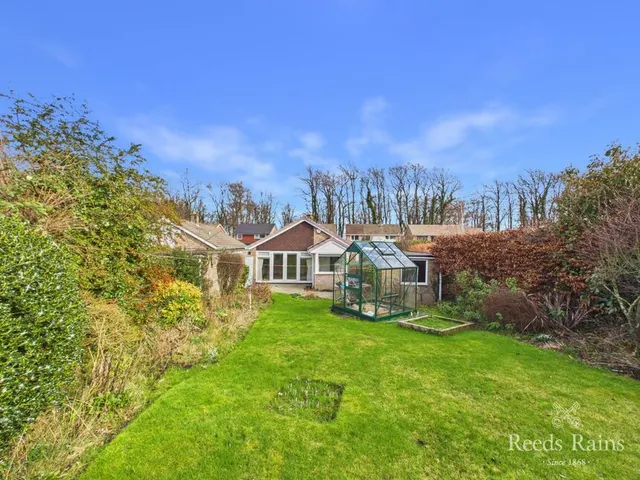 Photo 2 — Rosedale Crescent, Guisborough, North Yorkshire, TS14